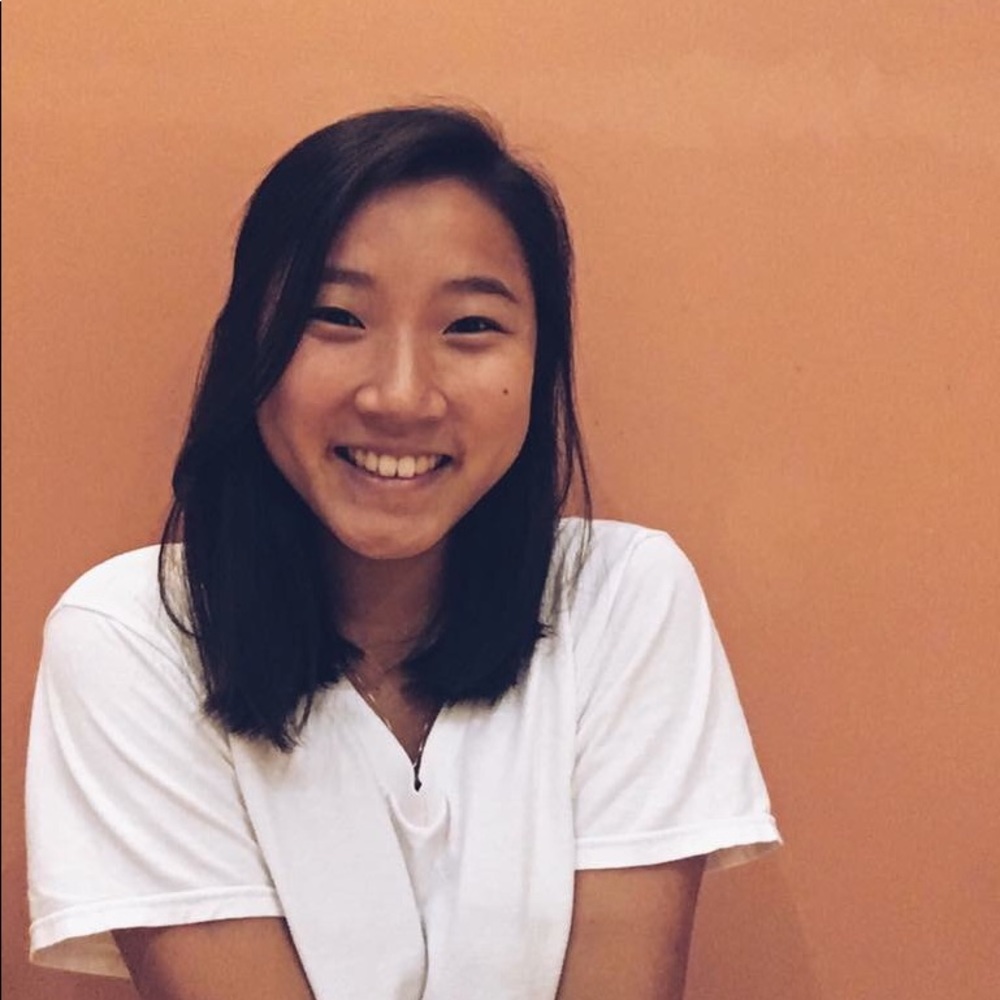 Meet your Posher, Chloe